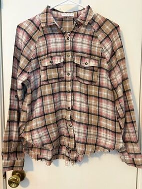 Distressed Plaid Button-Front Shirt Jacket in Pink and Tan